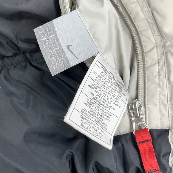 VTG Nike Jacket Boys Small Reversible Puffer Winter Coat Swoosh Embroidered Y2K - Picture 3 of 16